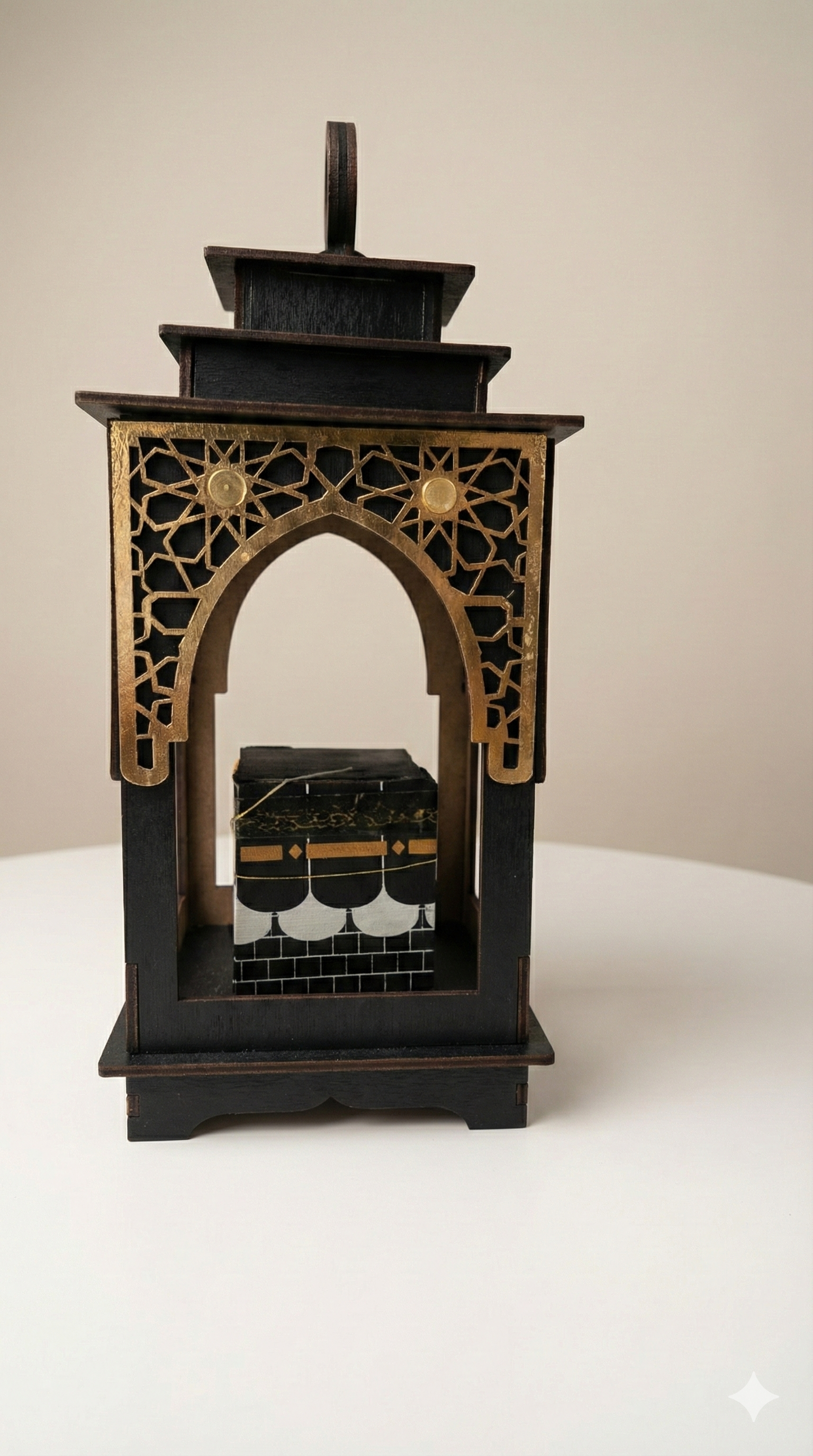 فانوس خشب الكعبة